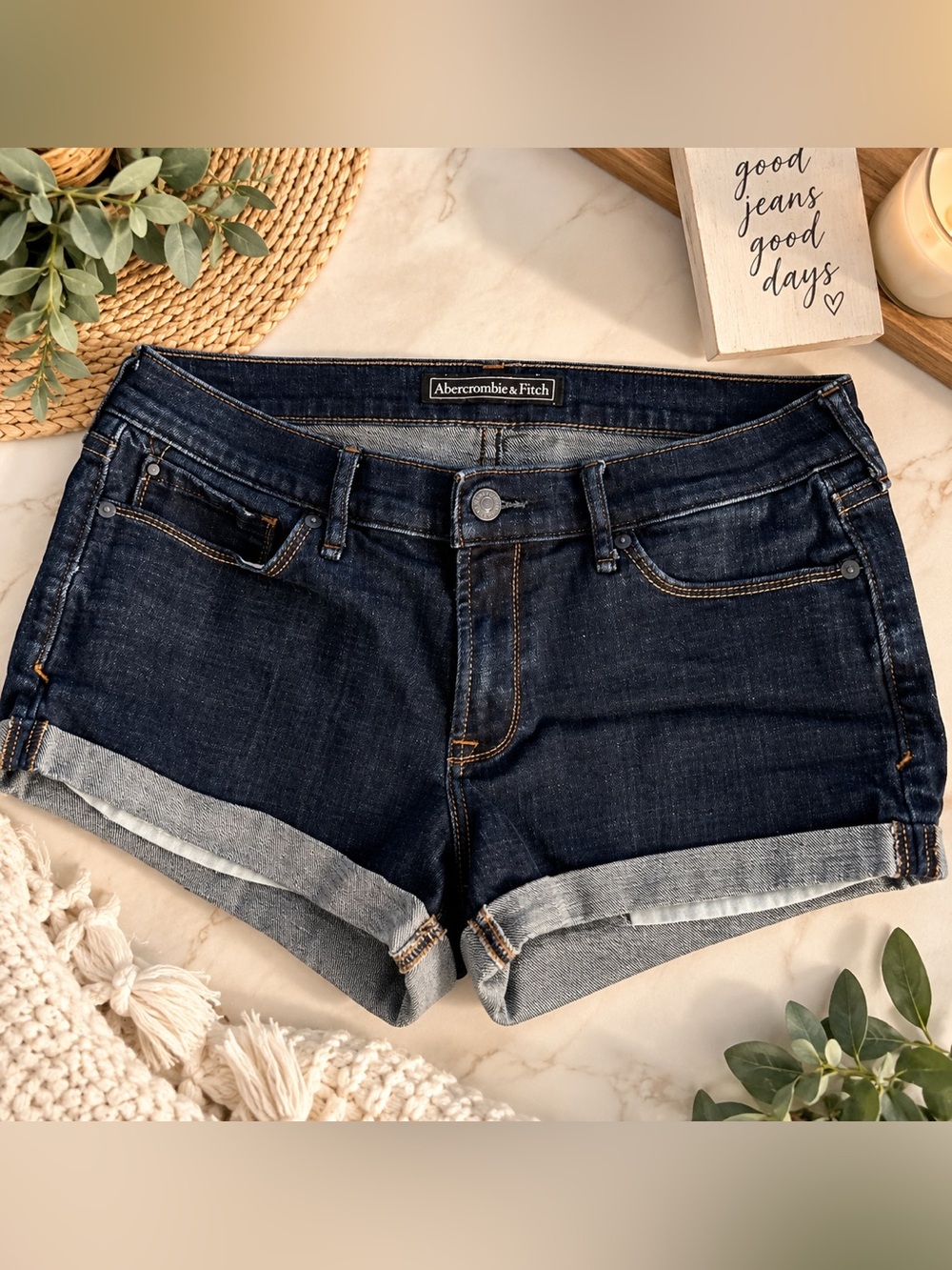 Abercrombie & Fitch Size 30 Dark Wash Cuffed Denim Jean Shorts